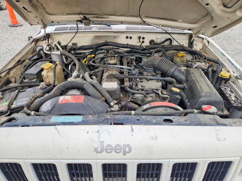 Photo 12 from auction – 2001 JEEP CHEROKEE with VIN 1J4FF48SX1L585427