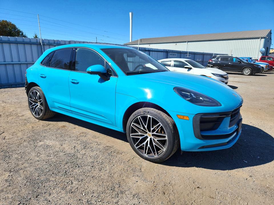 Снимка 4 от търг – 2022 PORSCHE MACAN с VIN WP1AA2A56NLB07002