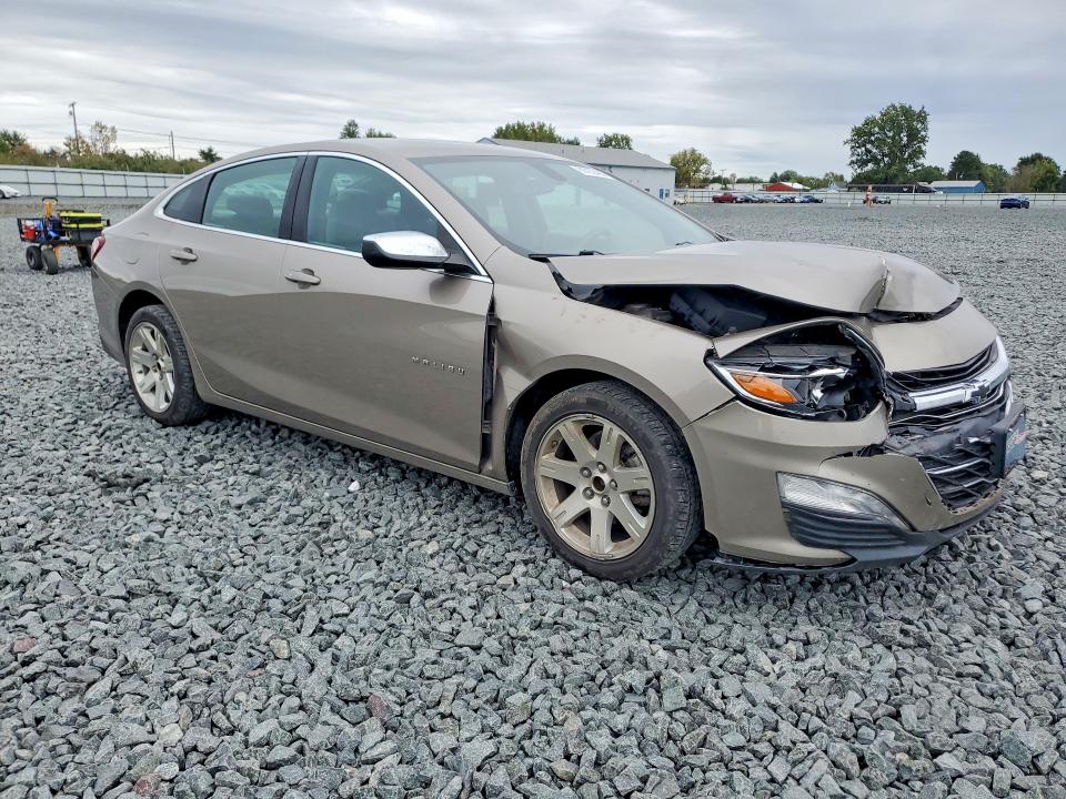 Photo 4 from auction – 2022 CHEVROLET MALIBU with VIN 1G1ZD5ST4NF139416