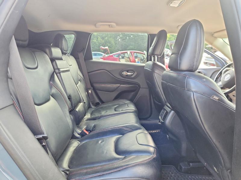 Photo 10 from auction – 2014 JEEP CHEROKEE with VIN 1C4PJMBS6EW240093