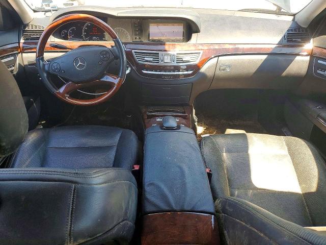 Photo 8 from auction – 2011 MERCEDES-BENZ S with VIN WDDNG8GB1BA368729