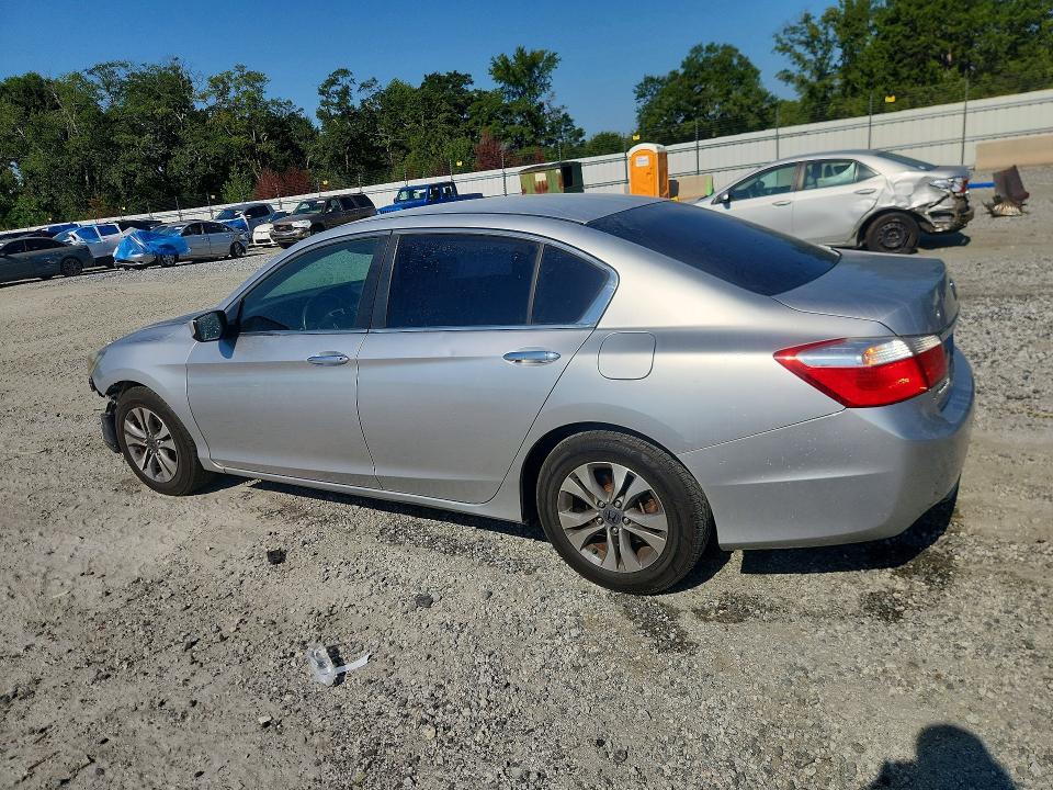 Photo 2 from auction – 2014 HONDA ACCORD with VIN 1HGCR2F32EA064284