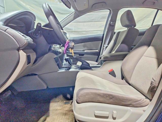 Photo 7 from auction – 2010 HONDA ACCORD with VIN 1HGCP2F48AA061351