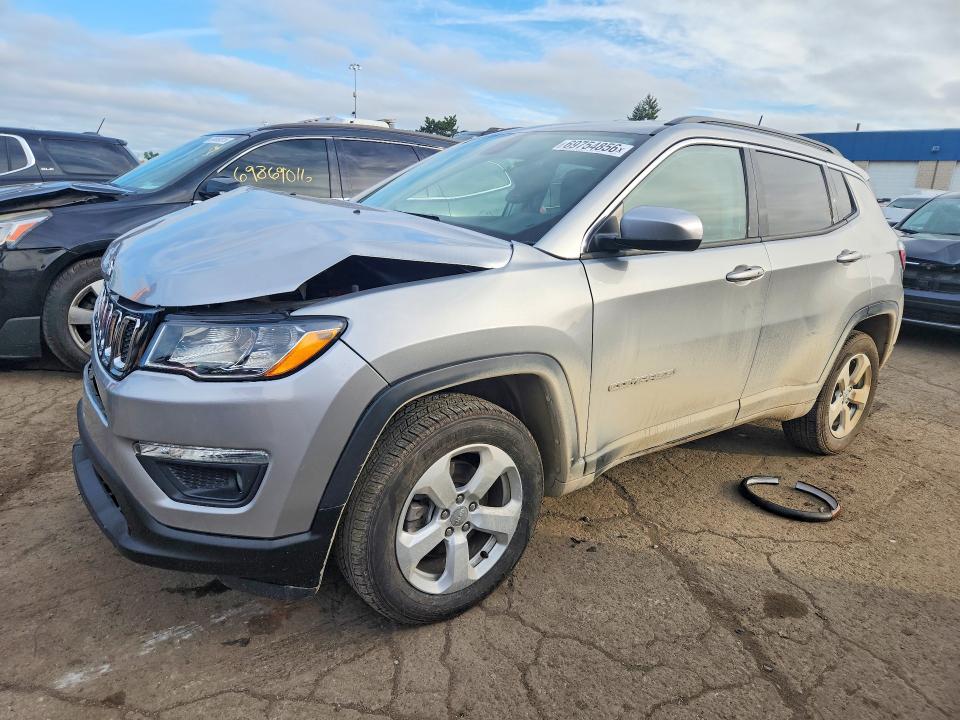 JEEP COMPASS 2020 con VIN 3C4NJDBB8LT117289 - Foto de la subasta