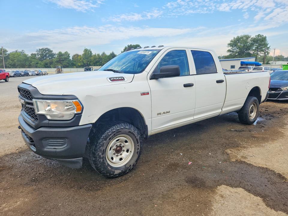 RAM 2500 2019 with VIN 3C6UR5HJ9KG688569 - Photo from auction
