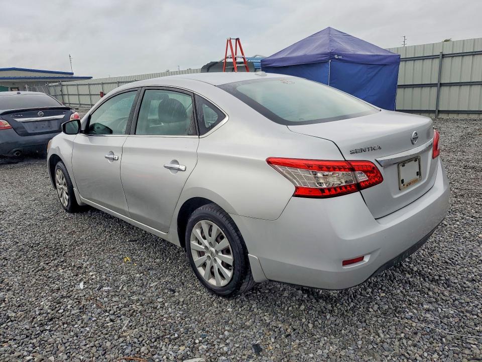 Photo 2 from auction – 2015 NISSAN SENTRA with VIN 3N1AB7AP1FL678144