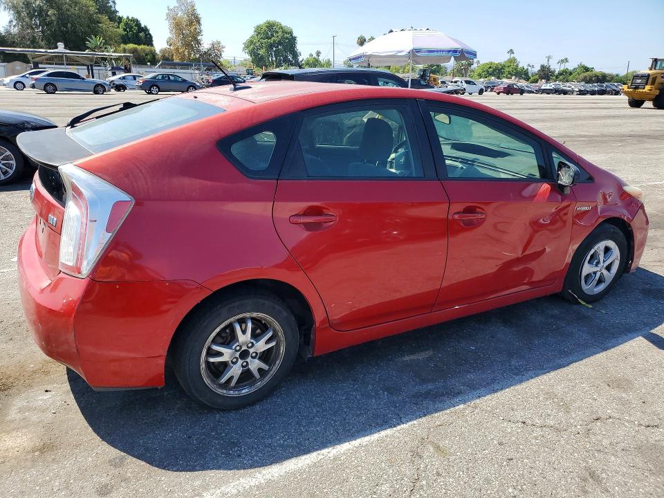 Photo 3 from auction – 2012 TOYOTA PRIUS with VIN JTDKN3DU5C1551970