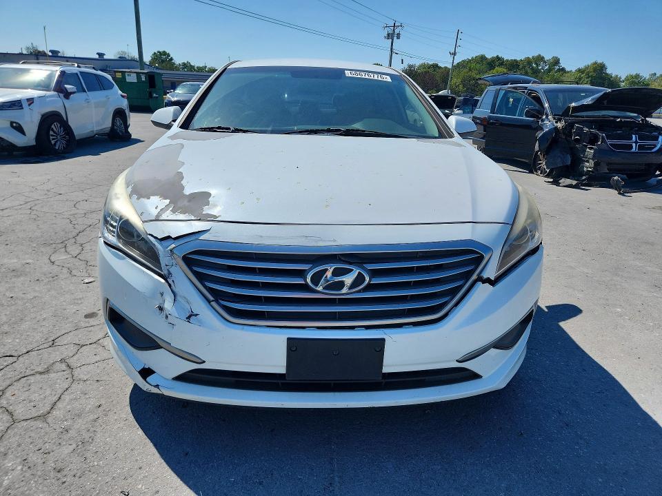 Photo 5 from auction – 2017 HYUNDAI SONATA with VIN 5NPE24AF0HH517131