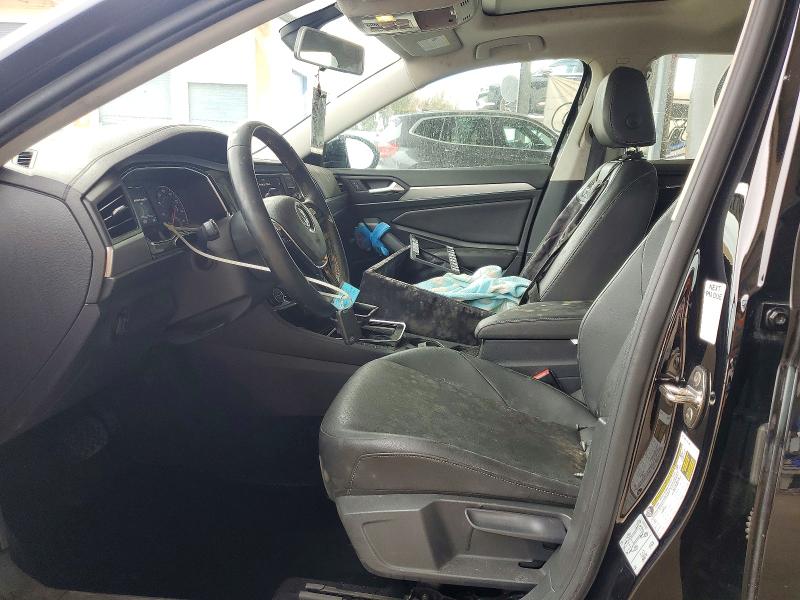 Photo 7 from auction – 2019 VOLKSWAGEN JETTA with VIN 3VWCB7BU1KM142161