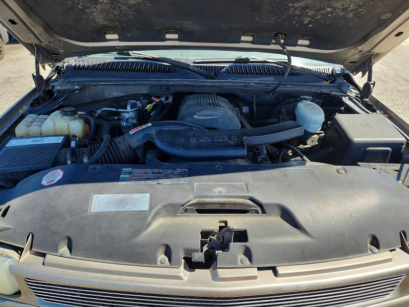 Снимка 12 от търг – 2003 CHEVROLET TAHOE с VIN 1GNEK13TX3R225092