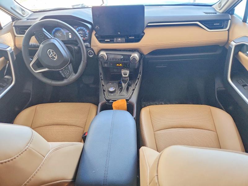 Photo 8 from auction – 2023 TOYOTA RAV4 with VIN 2T3DWRFV4PW175218