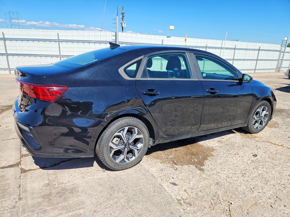 Photo 3 from auction – 2019 KIA FORTE with VIN 3KPF24AD6KE013116
