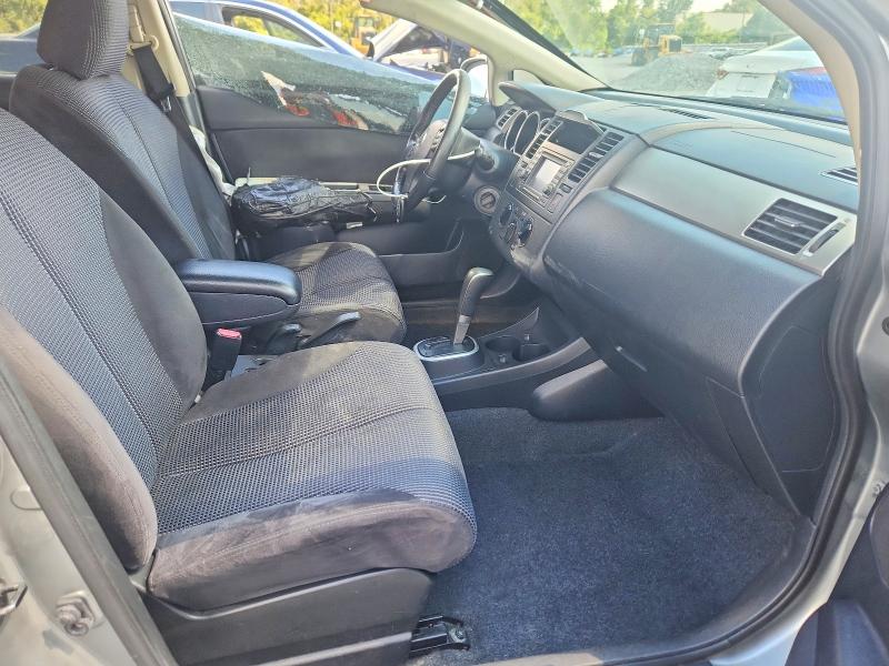 Снимка 7 от търг – 2011 NISSAN VERSA с VIN 3N1BC1CP1BL486373