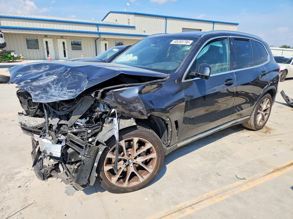 BMW X5 2022 مع رقم تعريف المركبة 5UXCR6C06N9M85375 - صورة من المزاد