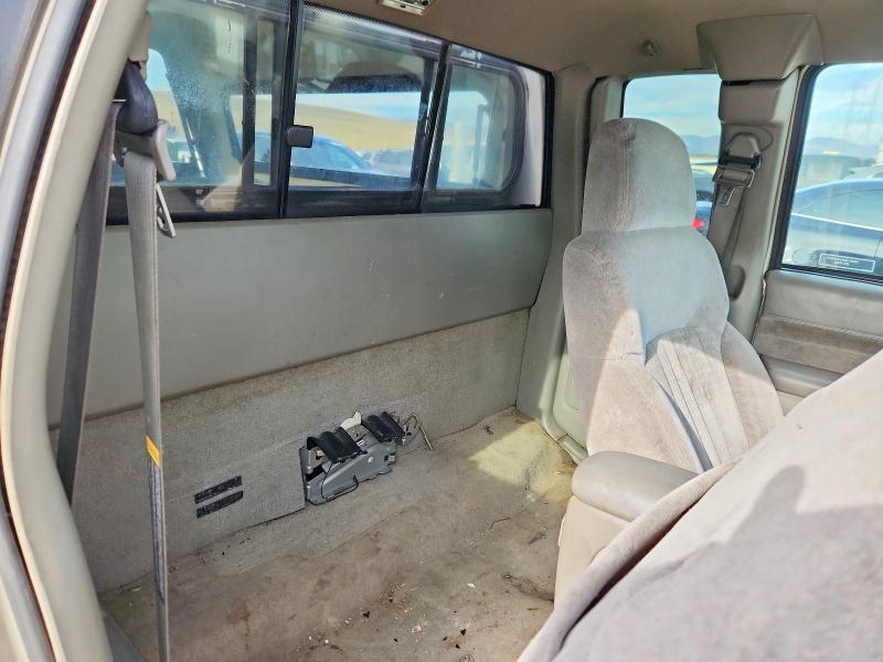 Снимка 10 от търг – 1998 CHEVROLET S TRUCK с VIN 1GCDT19X1W8247245