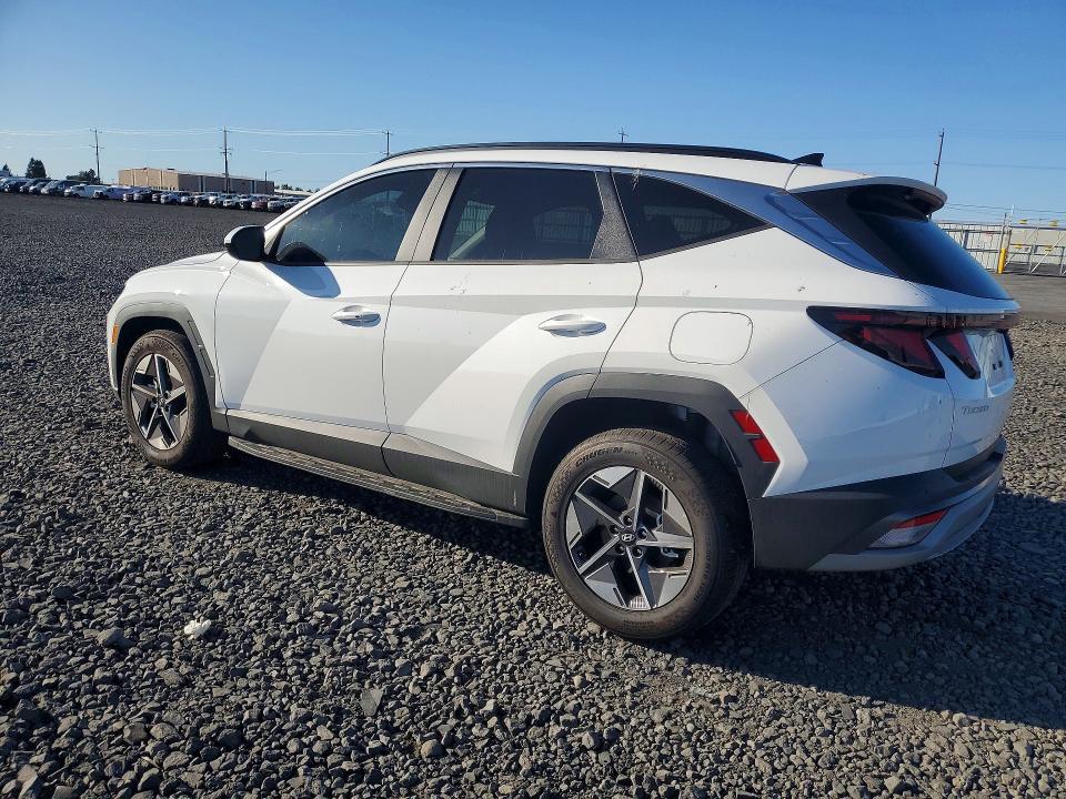 Photo 2 from auction – 2026 HYUNDAI TUCSON with VIN 5NMJBCDE4TH635023