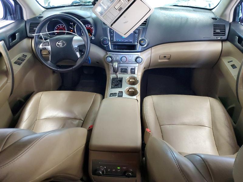 Photo 8 from auction – 2013 TOYOTA HIGHLANDER with VIN 5TDBK3EH1DS239403