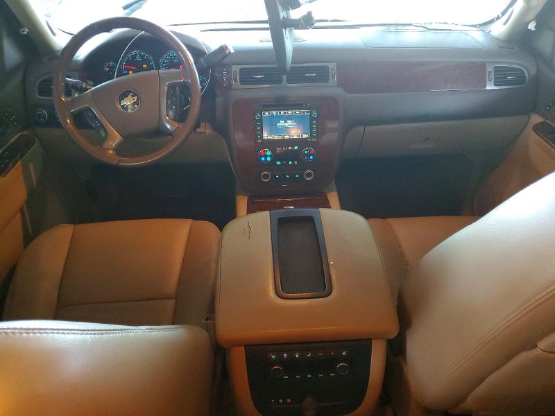 Photo 8 from auction – 2011 CHEVROLET SUBURBAN with VIN 1GNSCKE07BR175002