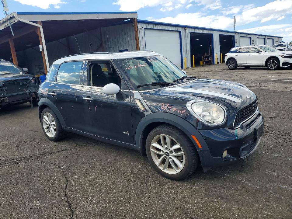 Фото 4 с аукциона – 2013 MINI COOPER с VIN WMWZC5C53DWP30746
