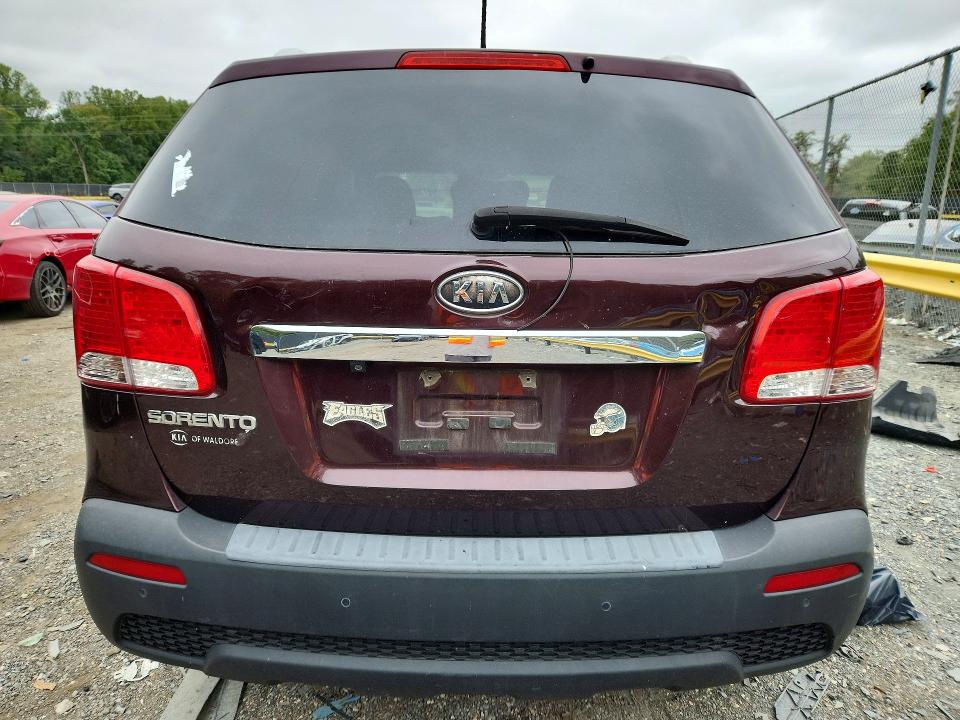 Photo 6 from auction – 2012 KIA SORENTO with VIN 5XYKT3A68CG220408