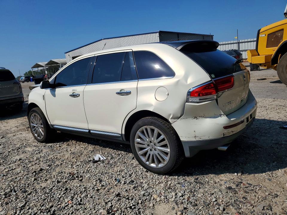 Photo 2 from auction – 2013 LINCOLN MKX with VIN 2LMDJ8JK4DBL60440