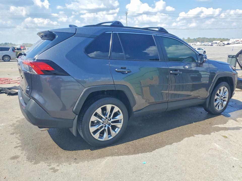 Photo 3 from auction – 2024 TOYOTA RAV4 with VIN 2T3A1RFV4RC452990