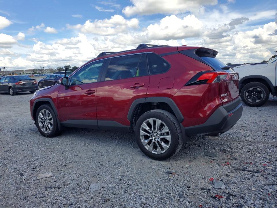 Photo 2 from auction – 2025 TOYOTA RAV4 with VIN 2T3C1RFV2SW443945