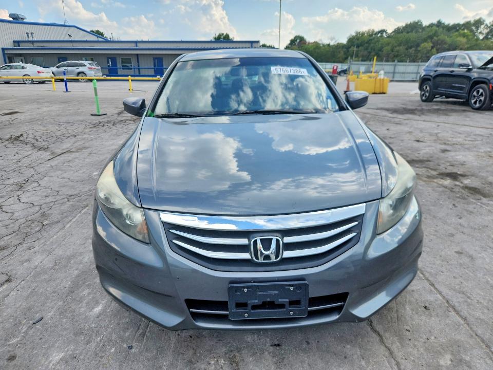 Photo 5 from auction – 2012 HONDA ACCORD with VIN 1HGCP2F85CA108955