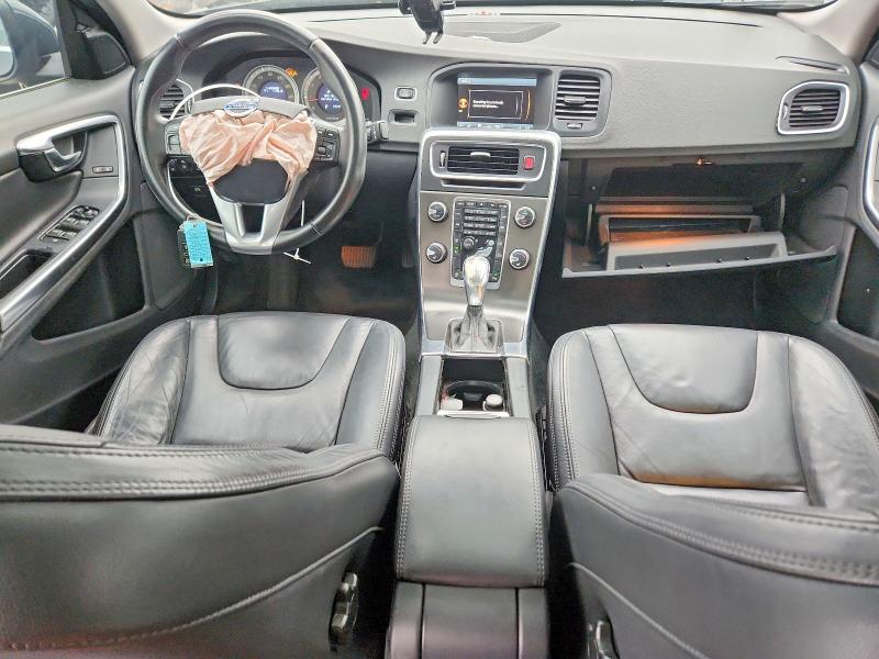 Photo 8 from auction – 2013 VOLVO S60 with VIN YV1612FS9D2185200