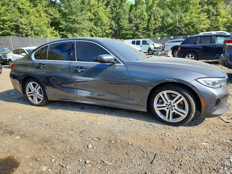 Photo 4 from auction – 2020 BMW 330XI with VIN 3MW5R7J00L8B09861