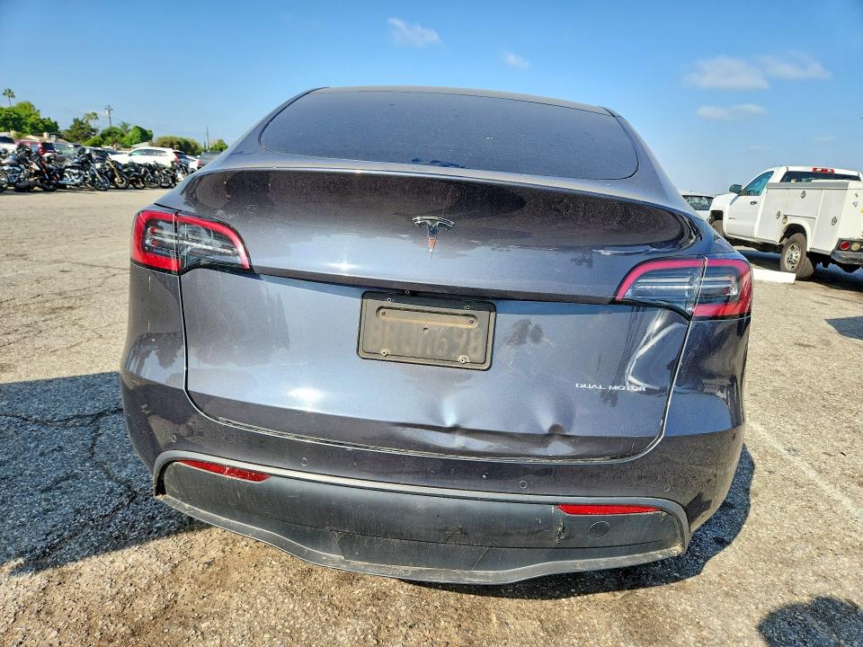 Photo 6 from auction – 2020 TESLA MODEL Y with VIN 5YJYGDEE9LF021977