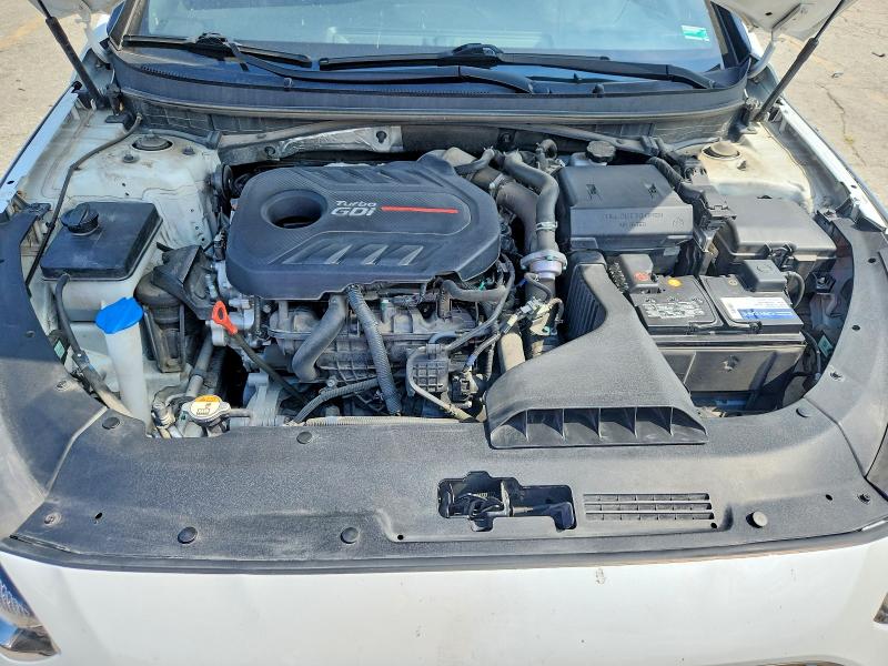 Снимка 11 от търг – 2018 HYUNDAI SONATA с VIN 5NPE34AB9JH718977