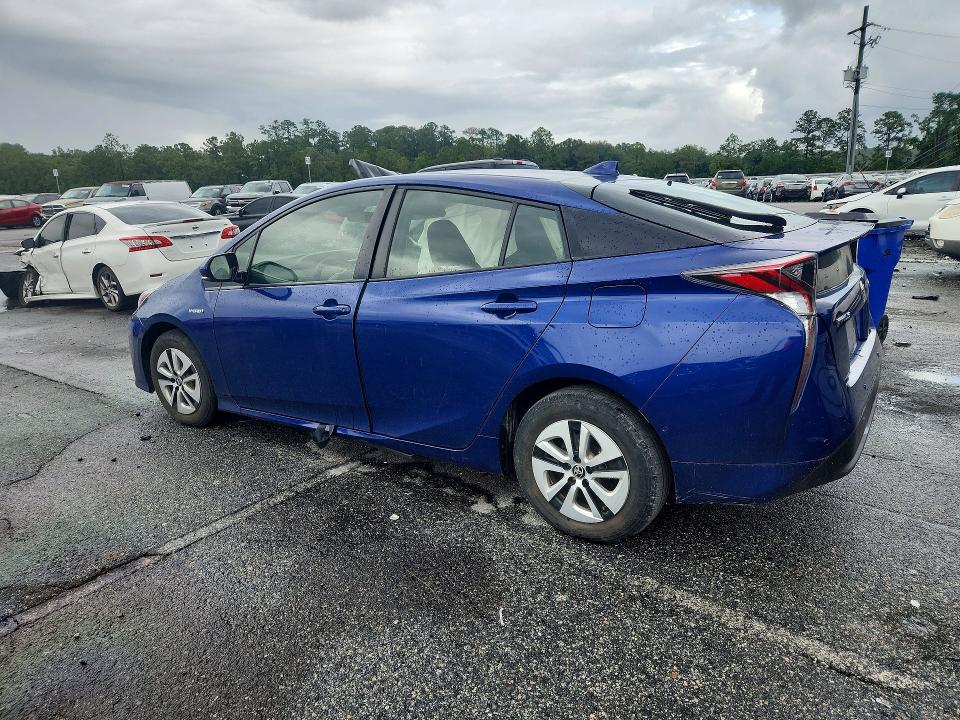 Photo 2 from auction – 2017 TOYOTA PRIUS with VIN JTDKBRFU4H3047916