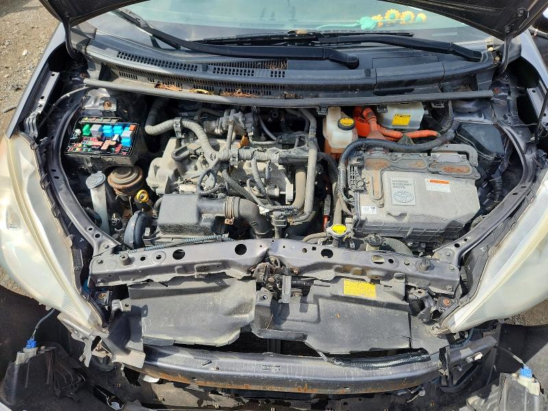 Zdjęcie 11 z aukcji – 2012 TOYOTA PRIUS C z VIN JTDKDTB38C1520807