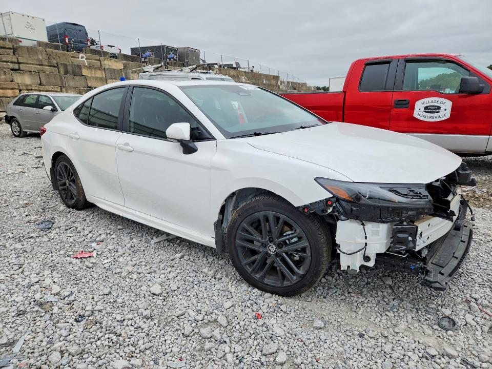 Photo 4 from auction – 2025 TOYOTA CAMRY with VIN 4T1DAACK1SU632286