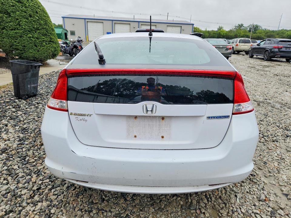 Photo 6 from auction – 2010 HONDA INSIGHT with VIN JHMZE2H74AS011464