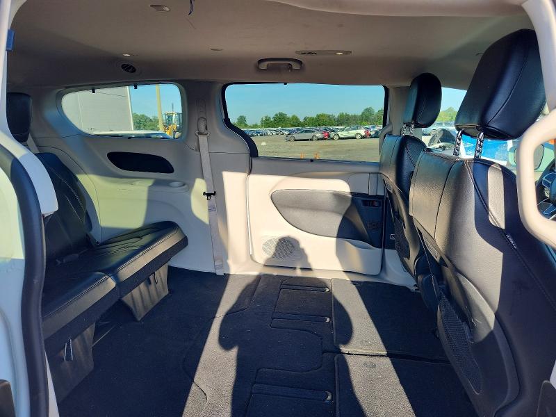 Zdjęcie 11 z aukcji – 2022 CHRYSLER PACIFICA z VIN 2C4RC1BG6NR170780