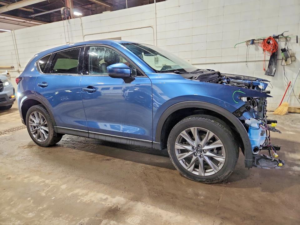 Foto 4 de la subasta – 2021 MAZDA CX-5 con VIN JM3KFBDM1M0405846