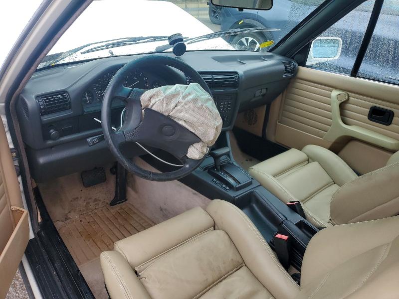 Фото 8 с аукциона – 1991 BMW 325 с VIN WBABB2312MEC24690