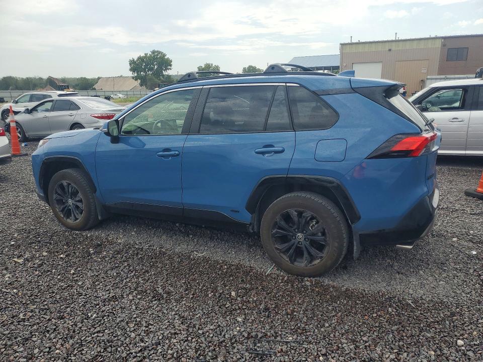 Photo 2 from auction – 2022 TOYOTA RAV4 with VIN JTM16RFV6ND047057
