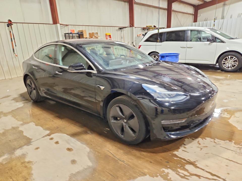صورة رقم 4 من المزاد - 2019 TESLA MODEL 3 مع VIN 5YJ3E1EA3KF321606
