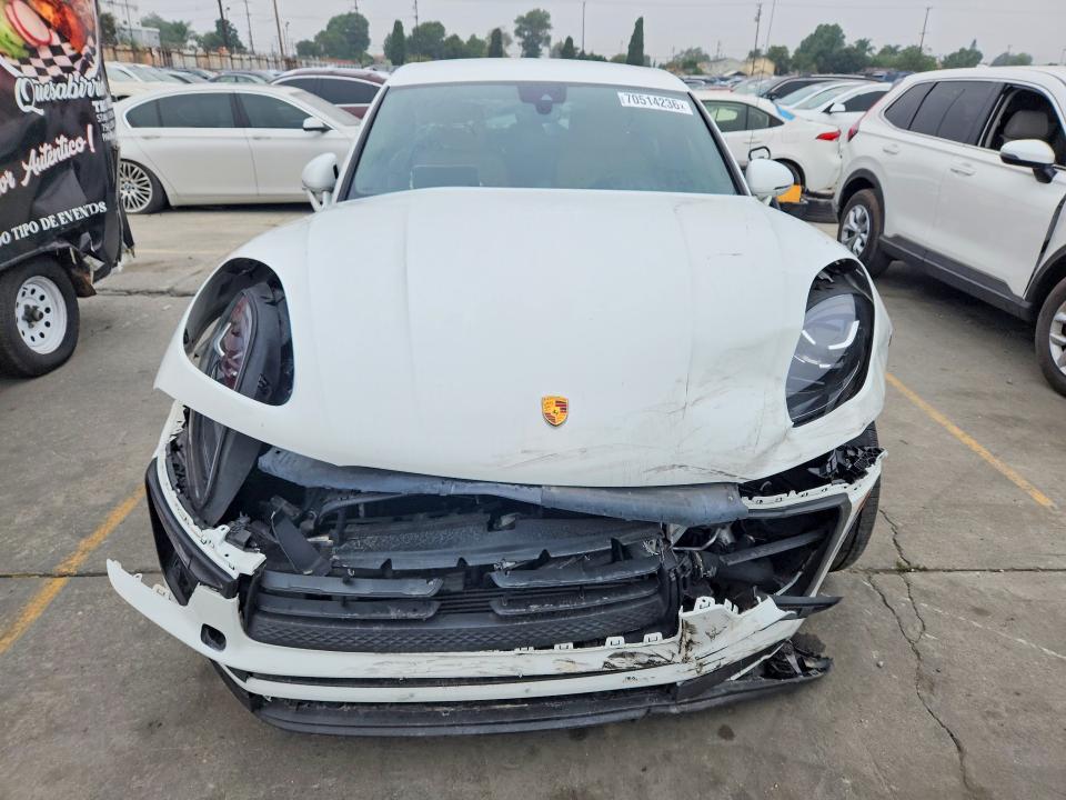 Photo 5 from auction – 2023 PORSCHE MACAN with VIN WP1AA2A55PLB11240