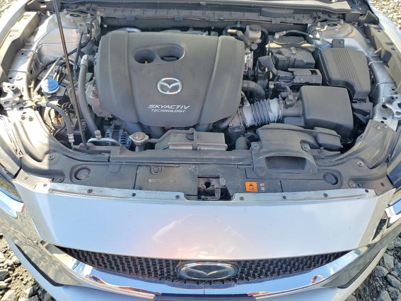Photo 11 from auction – 2018 MAZDA 6 with VIN JM1GL1VM6J1310334
