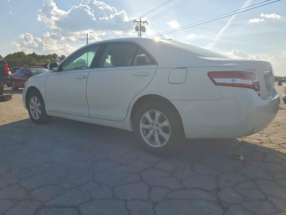 Photo 2 from auction – 2011 TOYOTA CAMRY with VIN 4T4BF3EK0BR210193