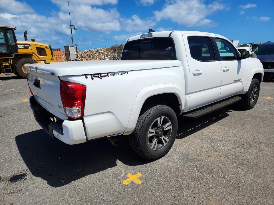 Photo 3 from auction – 2017 TOYOTA TACOMA with VIN 3TMAZ5CN7HM040390