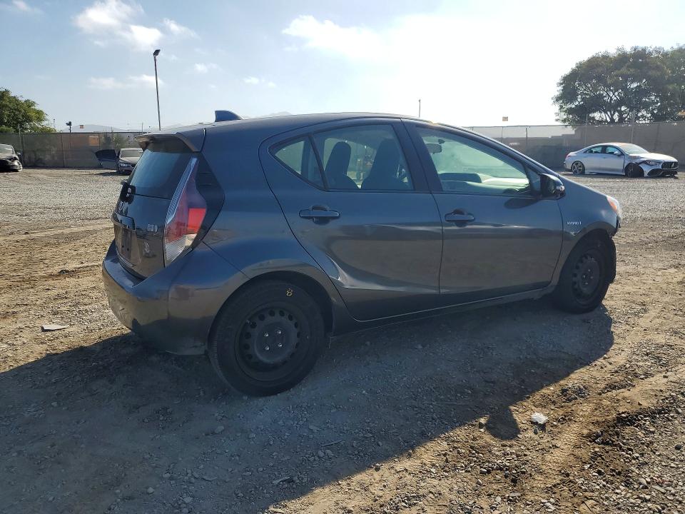 Photo 3 from auction – 2016 TOYOTA PRIUS C with VIN JTDKDTB31G1137149