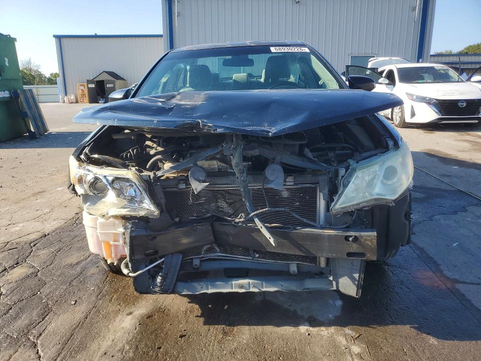 Photo 5 from auction – 2013 TOYOTA CAMRY with VIN 4T1BF1FK7DU644613