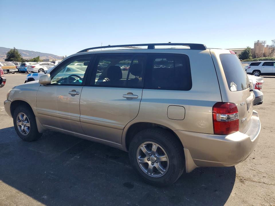 Снимка 2 от търг – 2005 TOYOTA HIGHLANDER с VIN JTEEP21A850087184
