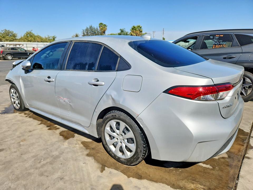 Photo 2 from auction – 2022 TOYOTA COROLLA with VIN 5YFEPMAE9NP326363