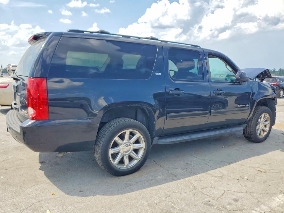 Photo 3 from auction – 2012 GMC YUKON XL with VIN 1GKS2KE73CR263933